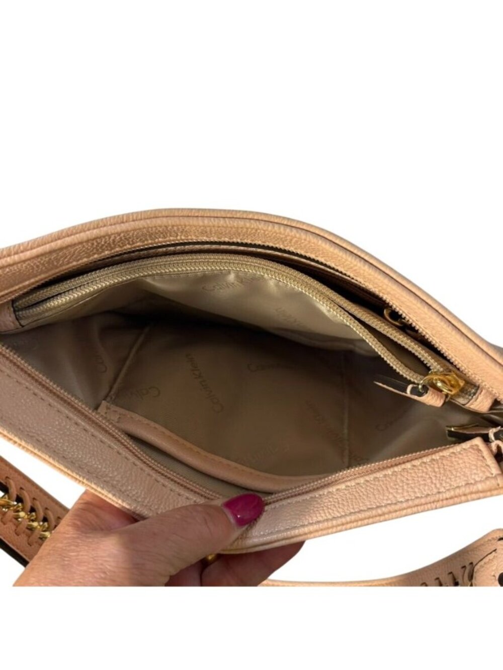 Calvin Klein Blush Pink Leather Crossbody Bag With Gold Chain Strap - Picture 4 of 10